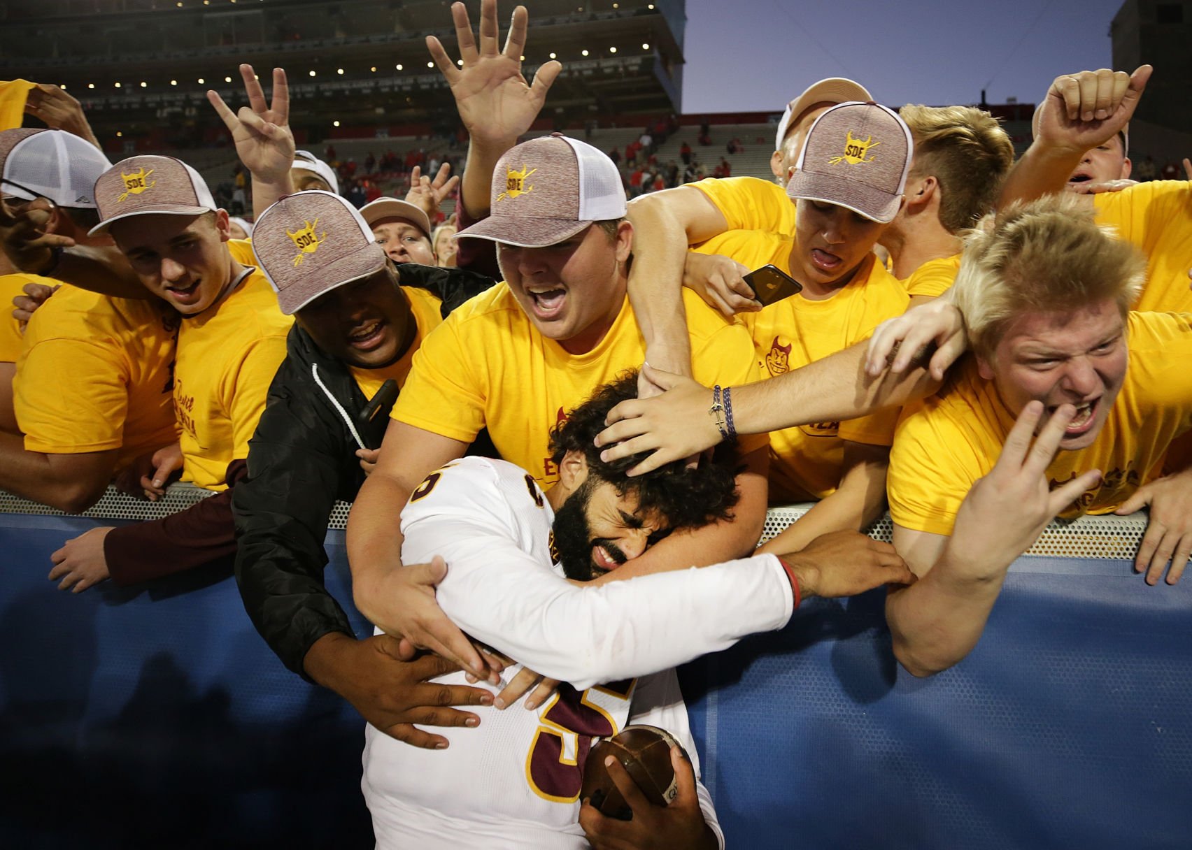 Arizona Wildcats vs. Arizona State Sun Devils in the 2018 Territorial Cup (copy)